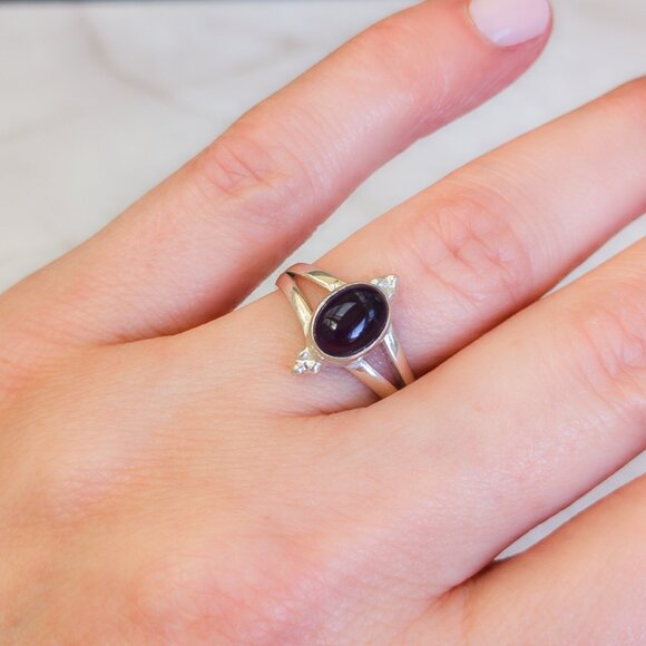 Artisan .925 Silver Ring with Natural Amethyst Cabochon – Size 6.75 - Picture 10 of 10